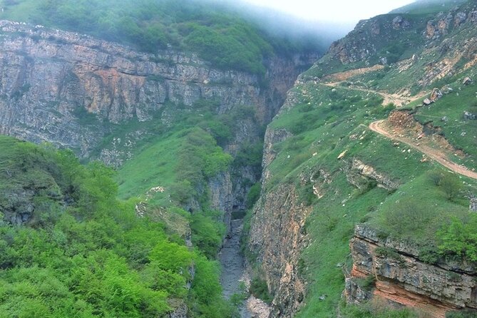 3-Day Hiking & Trekking Tour Remote Villages in Guba Azerbaijan - Day two: Griz, Gurgur Waterfall, and Kokosh Canyon