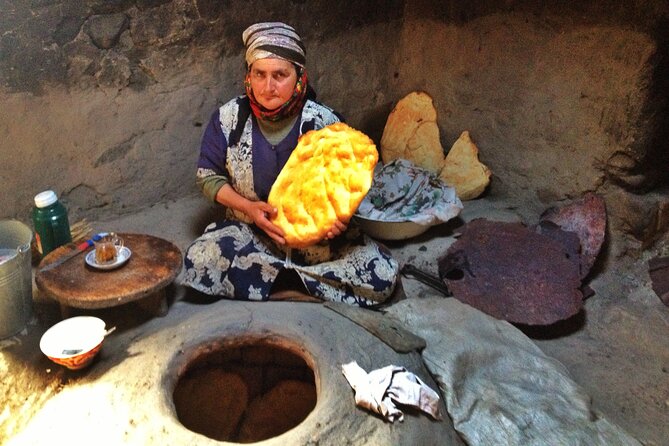 3-Day Hiking & Trekking Tour Remote Villages in Guba Azerbaijan - Day three: Khinalig views and the road back to Guba