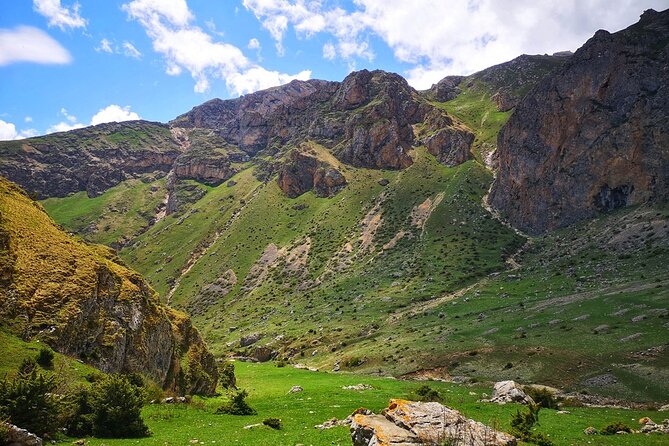 3-Day Hiking & Trekking Tour Remote Villages in Guba Azerbaijan - Fitness, clothing, and the real level of effort