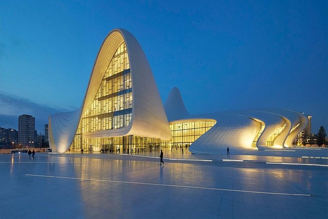 9 days of discovering Azerbaijan - Walking through Icherisheher, Baku’s medieval center