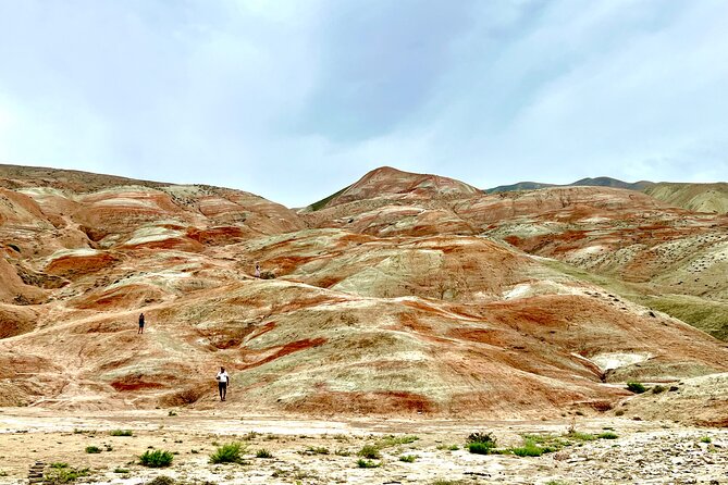 A Full Day Adventure: Khinalug, Guba & Candy Mountains Tour - Red Village and its Jewish mountain heritage
