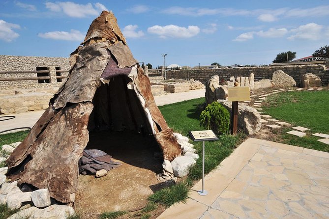 Absheron Castles Tour - How the guide affects the experience