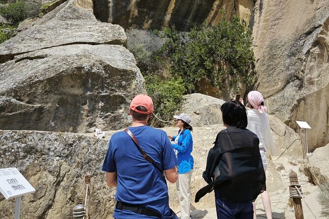 All inclusive! Qobustan, Mud Vulcano, Ateshgah & Yanardag Fire Mountain Tour - Guides, vehicles, and the private format