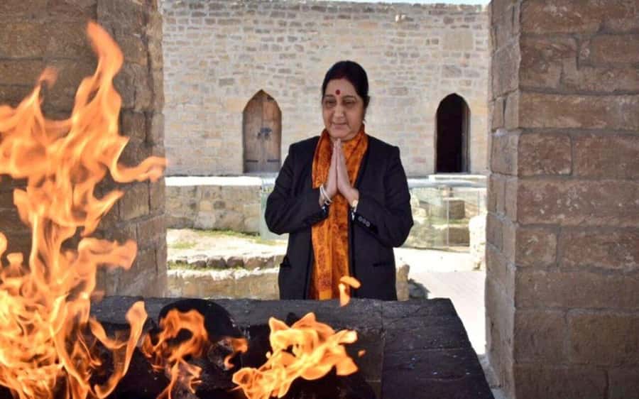 Ateshgah Fire temple and Burning mountain tour - Why this short Absheron tour works