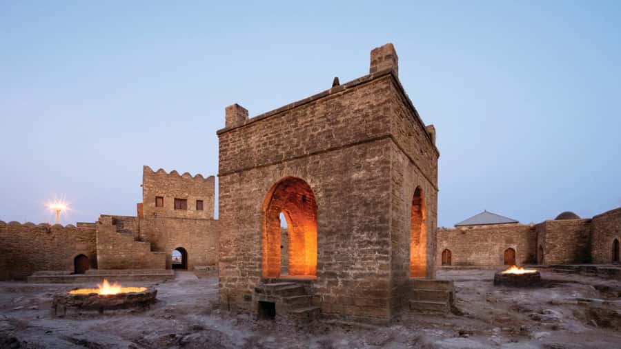 Azerbaijan: 4 days bestseller package - Practical preparation for four active days