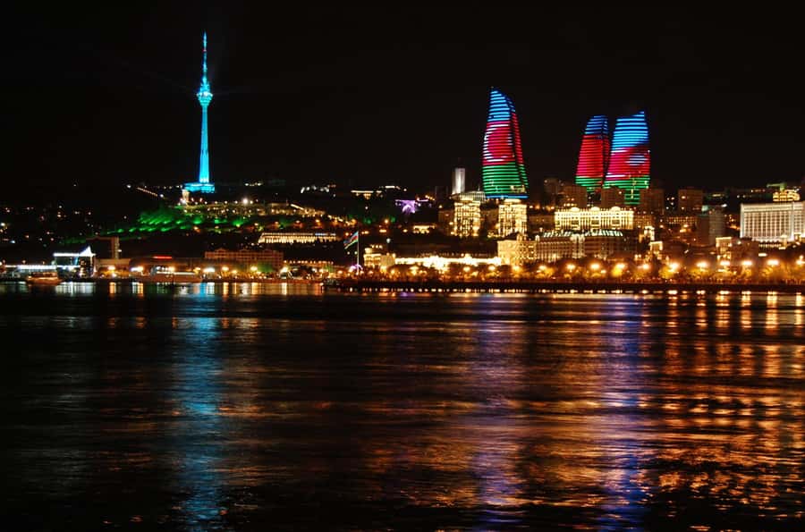 Baku: 2-Day City Highlights Tour - A Caspian cruise and an evening along Baku Boulevard