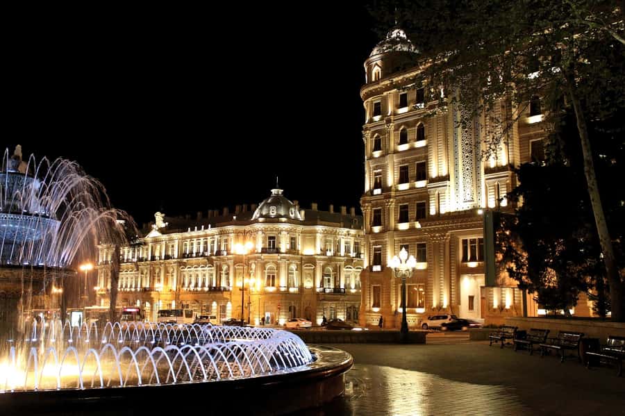 Baku: 3-Hour Private Night Tour (Yanardag & More) - Yanardag: the evening’s most unusual sight