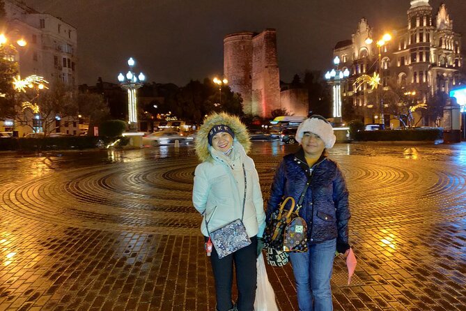 Baku by Night: Small-Group Walking Tour - Finishing with tea or local beer near the Caspian Sea