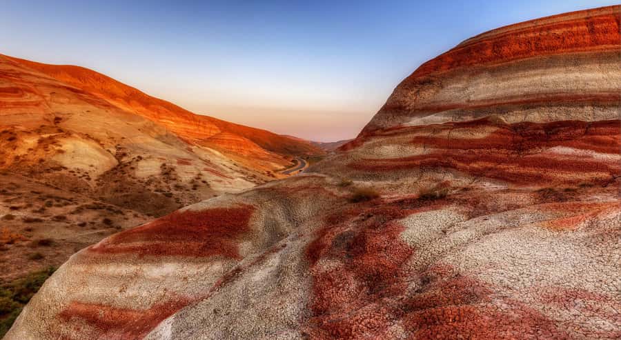 Baku: Candy Mountain, Pink Lake, Besh Barmag Dag and Mosque - Quick take: what makes this day trip worthwhile