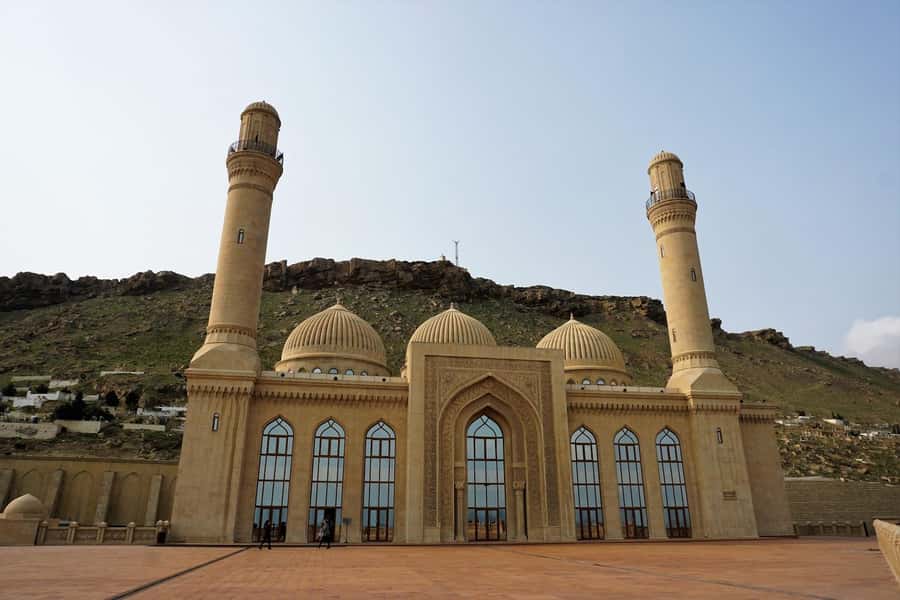 Baku: Candy Mountain, Pink Lake, Besh Barmag Dag and Mosque - Masazir Pink Lake: beautiful, but not always pink
