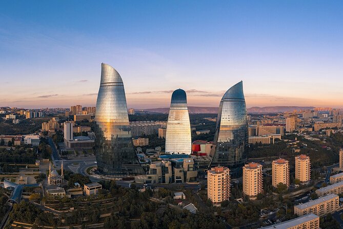 Baku City Tour - Ten minutes at the Miniature Book Museum