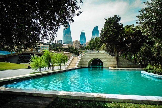 Baku City Tour and Old town without transportation service - Baku Boulevard and the Caspian waterfront