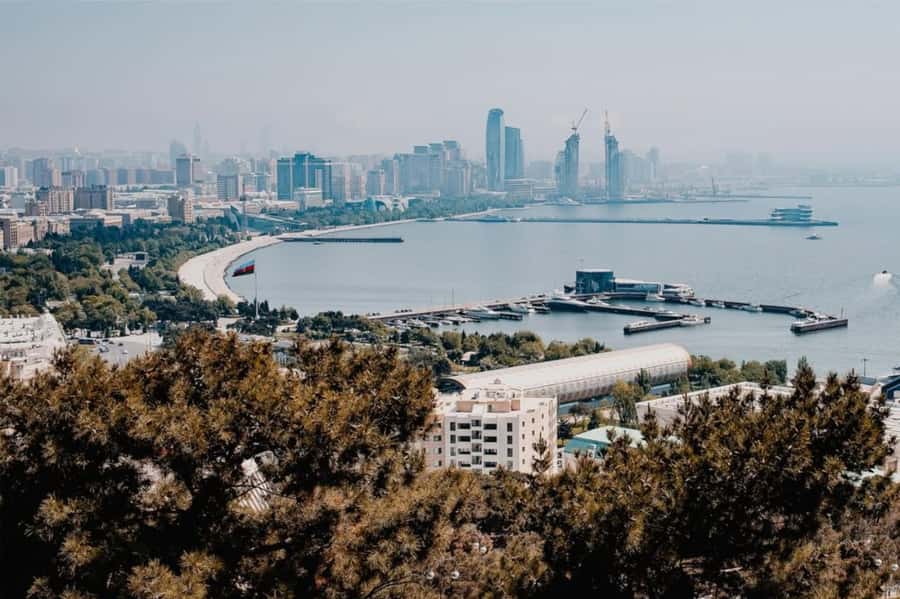 Baku City Tour: Explore the Heart of Azerbaijan - Why this four-hour route works for first-time visitors