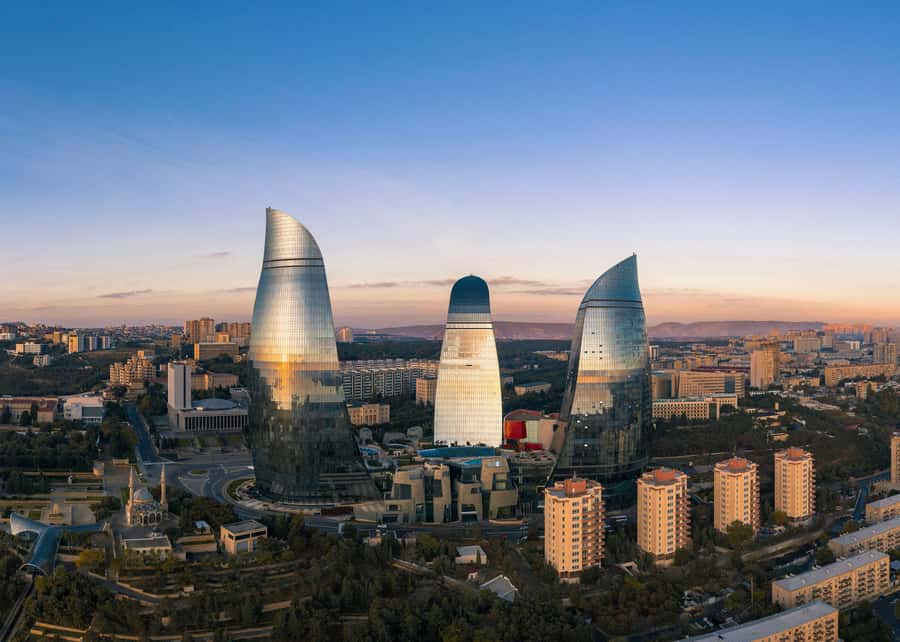 Baku City Tour: Explore the Heart of Azerbaijan - Maiden Tower in a quick fifteen-minute stop