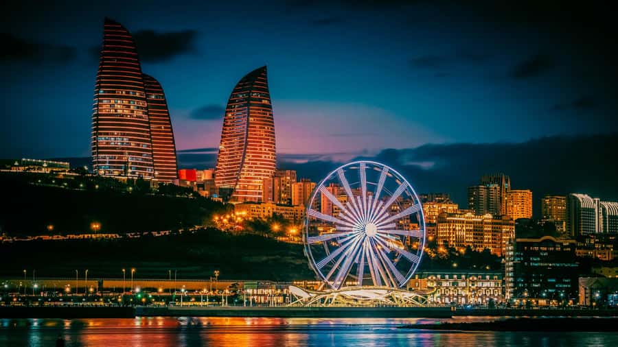 Baku:Full Day City Tour with Azerbaijani Lunch-all inclusive - Starting with Baku’s ancient Old City