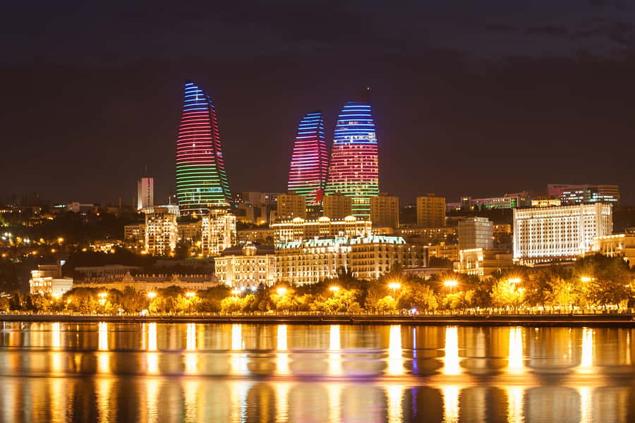 Baku:Full Day City Tour with Azerbaijani Lunch-all inclusive - Baku Boulevard and the cruise