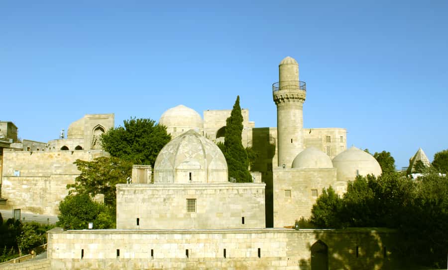 Baku:Full Day City Tour with Azerbaijani Lunch-all inclusive - The guide can shape the whole day