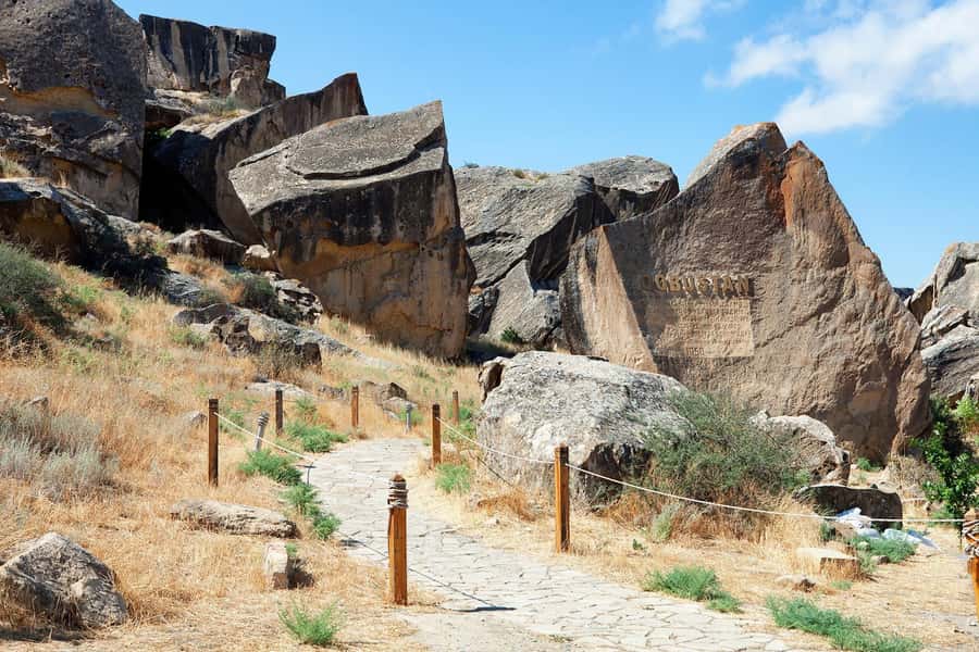 Baku: Gobustan/Absheron guided tour with lunch and tickets - The Mud Volcanoes and the roughest ride of the day