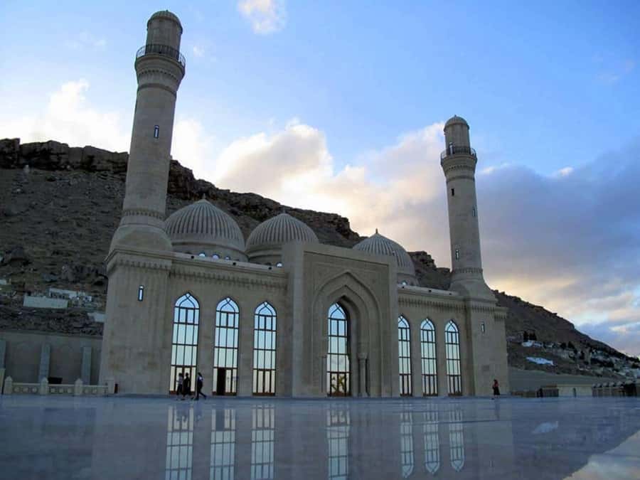 Baku: Gobustan/Absheron guided tour with lunch and tickets - Price, inclusions, and what you actually receive