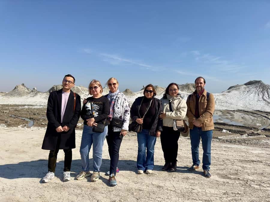 Baku: Gobustan Absheron Tour Entry Tickets included - Lunch: a useful pause in a packed day