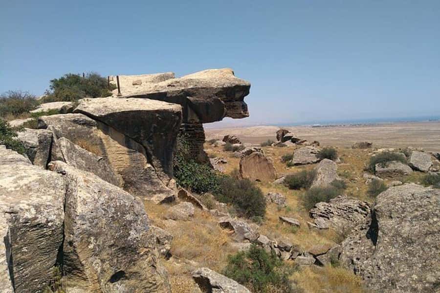 Baku: Gobustan, Mud Volcano, Fire Temple & Burning Mountain - Price, tickets, lunch, and the real value
