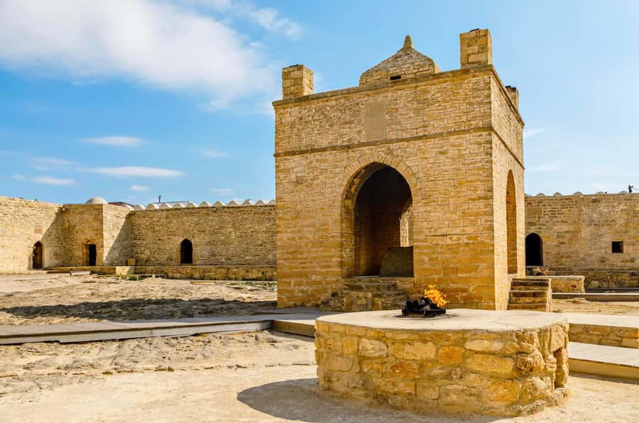 Baku: Gobustan, Mud Volcanoes & Absheron (Group or Private) - Transport, guide quality, and group pace