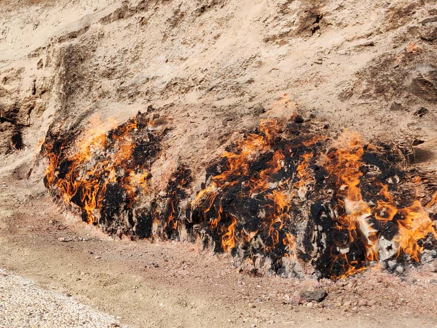Baku: Gobustan, Mud Volcanoes, Ateshgah, and Yanardag Tour - Key points to know before booking
