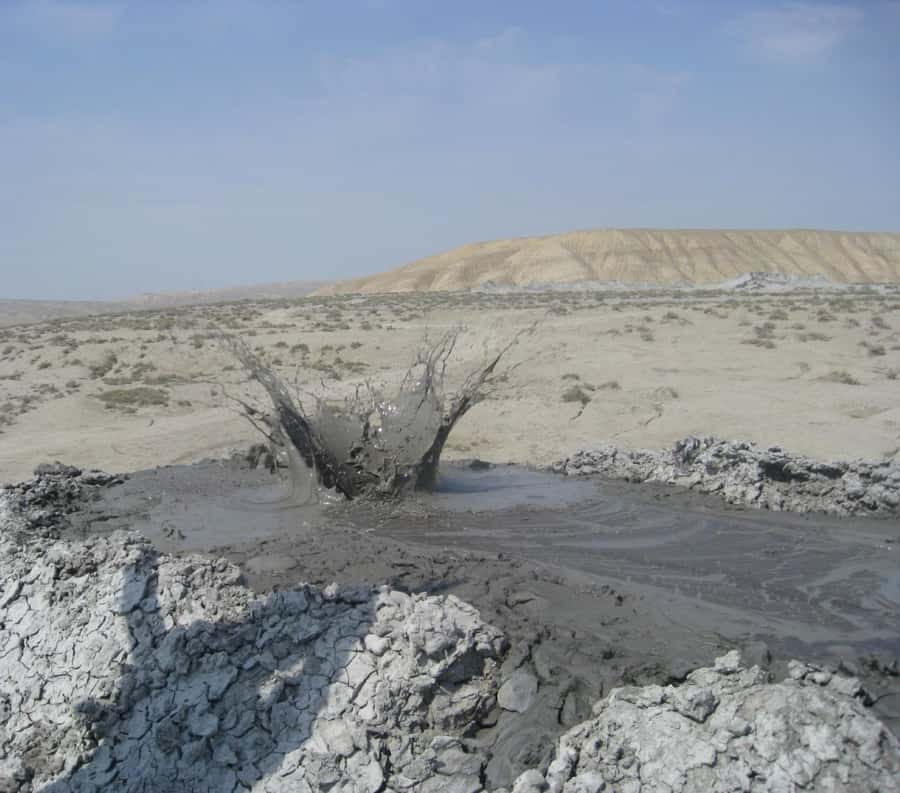 Baku:Gobustan Mud Volcanoes Temple & Entry tickets included - The mud volcanoes are the day’s oddest sight