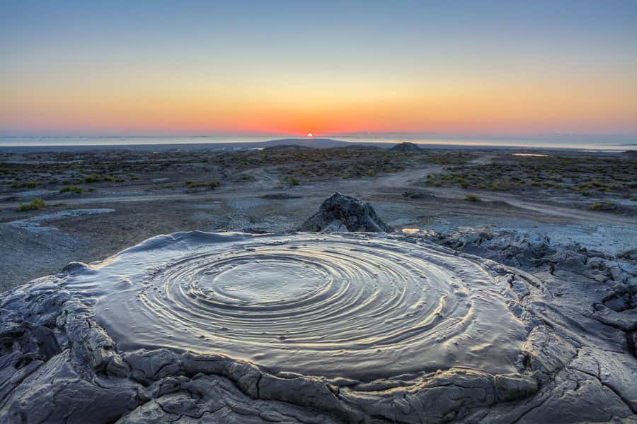 Baku:Gobustan Mud Volcanoes Temple & Entry tickets included - The free Baku night tour is a useful extra