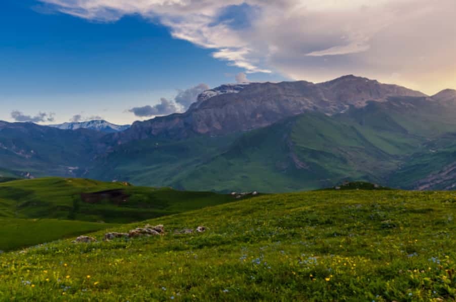 Baku: Guba, Shahdag, Laza & Lunch w/ Free City & Night Tour - Shahdag Mountain Resort: two and a half hours of choice