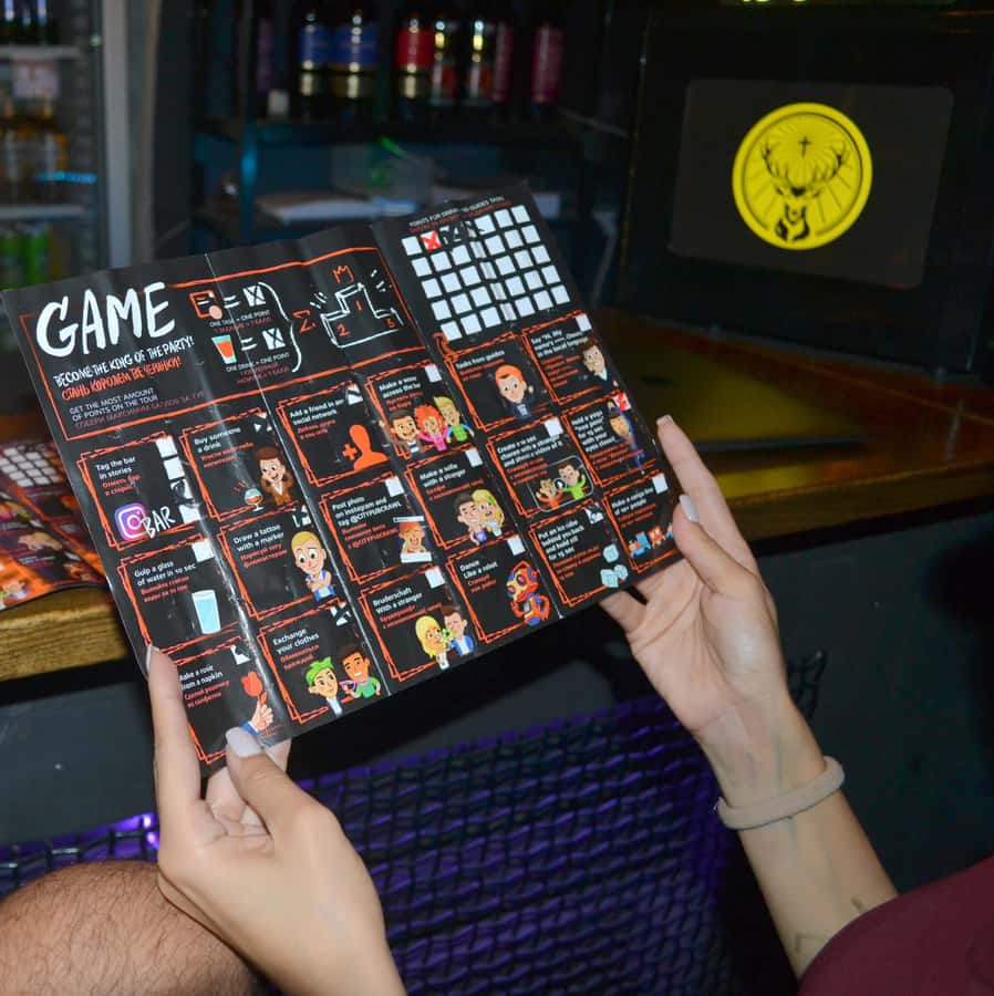 Baku: Guided Bar Crawl with Shots and Nightclub Entry - Starting at Finnegan’s in central Baku