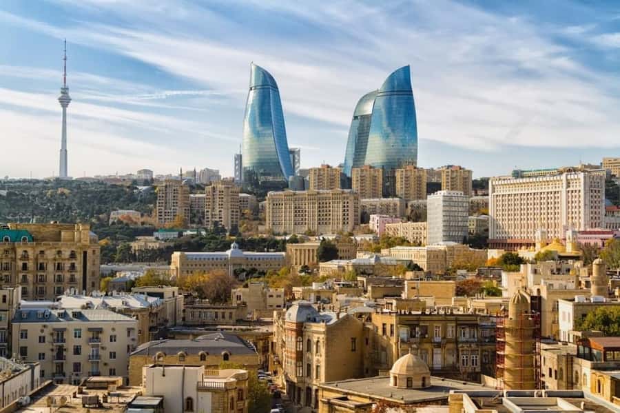 Baku Historical and modern tour in 2-3 hours+FREE Night tour - The funicular and the modern city connection
