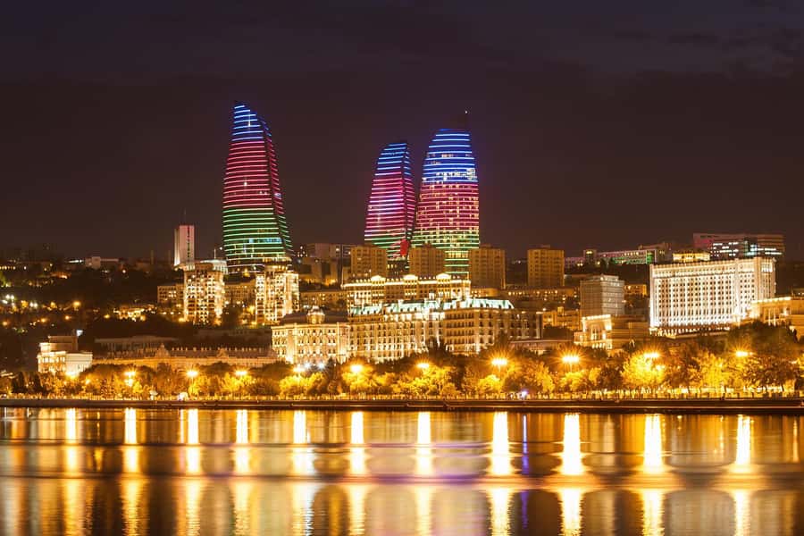 Baku Lights Night Tour with Hotel Pickup - Mini-Venice offers a quieter 15-minute pause