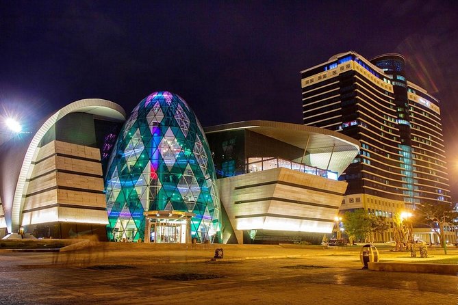 Baku Lights: the Night Tour illuminated by Baku lights - Highland Park delivers the finest view