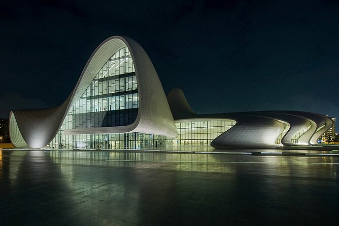 Baku Night City Tour Discover the Magic of Illuminated Landmarks - Why Baku works so well after dark