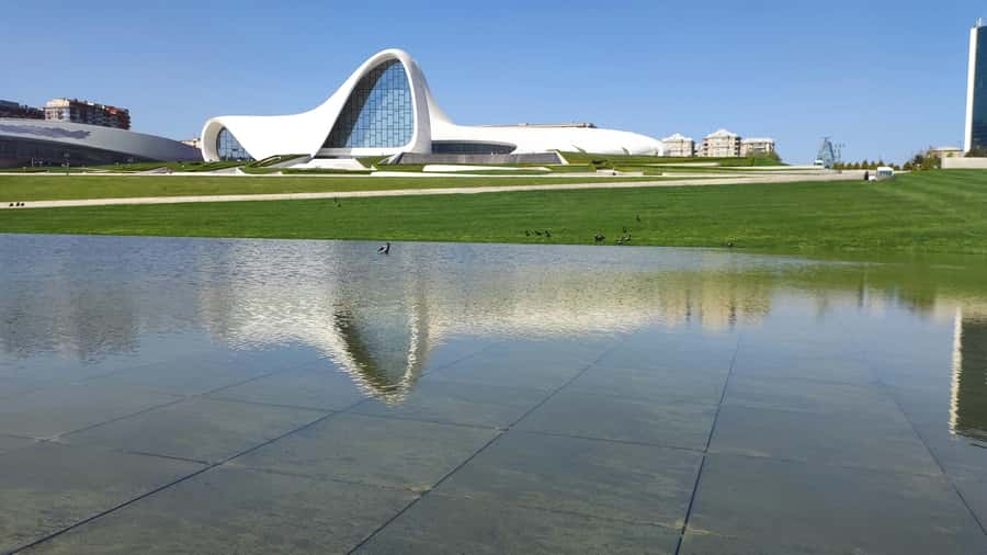 Baku: Night Panoramic Group Tour with Flame Towers 1 - What the guide adds to a group tour