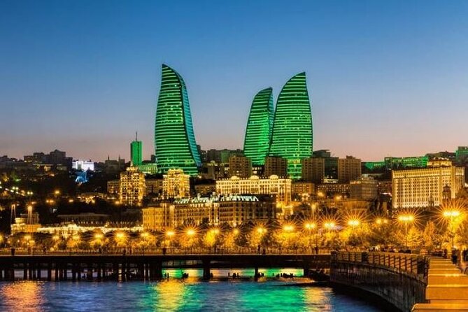 Baku Night Panoramic tour - An hour along Baku Boulevard