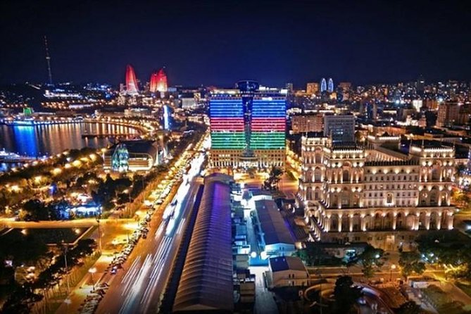 Baku night tour - Why Baku works so well after dark