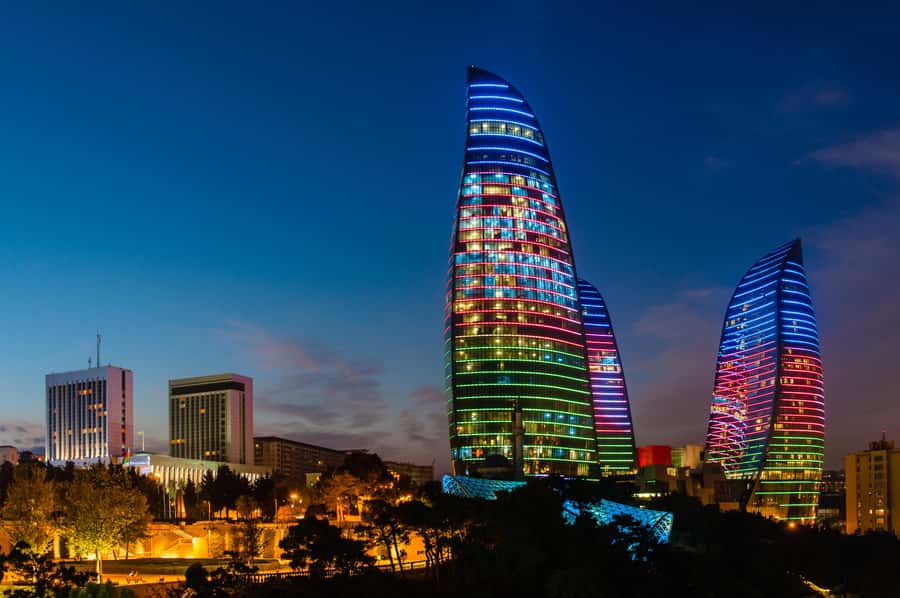 Baku: Nighttime Guided City Tour - Starting at the Double Gates of the Old City