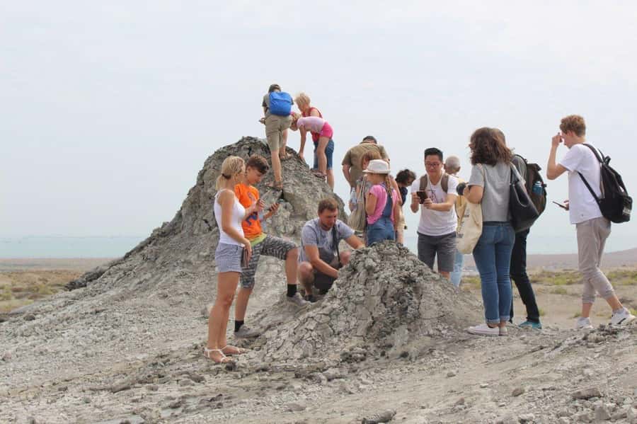 Baku Qobustan Absheron Full Day Guided Tour - Key points before you reserve