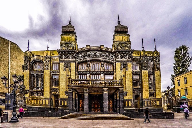 Baku Soviet Architecutre Gudied Walking Tour - Why This Baku Walk Is More Than an Architecture Tour