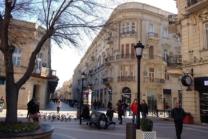 Baku Soviet Architecutre Gudied Walking Tour - Baku Boulevard and the Caspian Waterfront