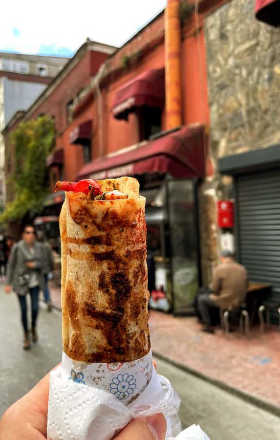 Baku Street Food Tour - Starting at the Double Gates of Icherisheher
