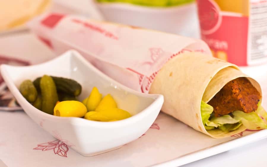 Baku Street Food Tour - Small food stops rather than a formal restaurant route
