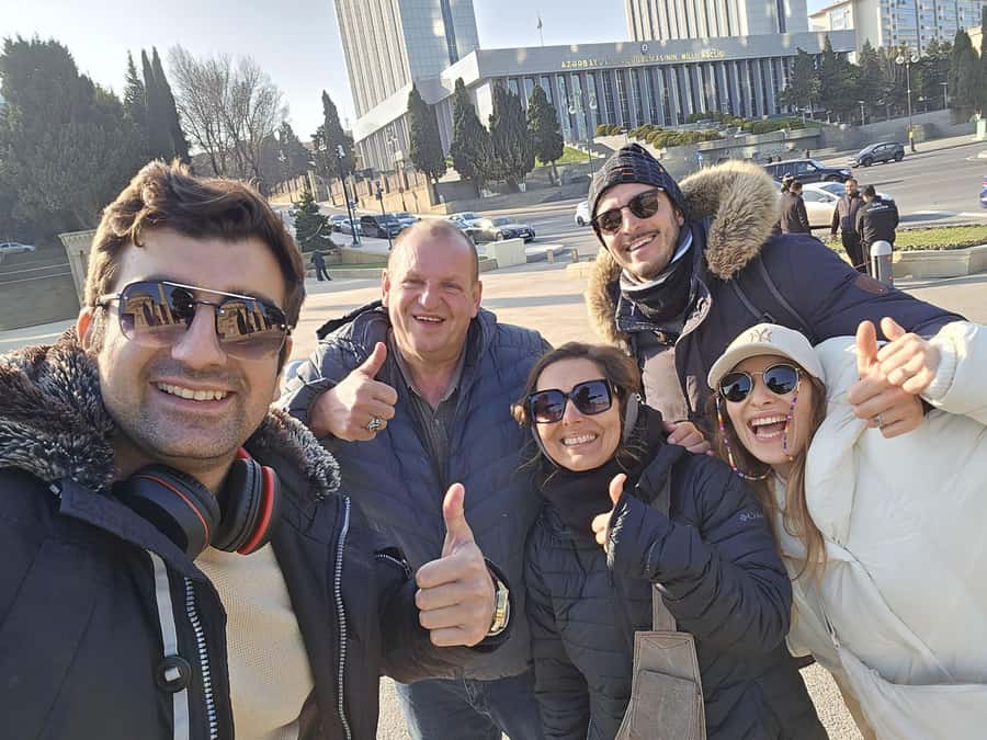 Baku: Stunning Walking Tour of Historical and Modern City - Key points at a glance
