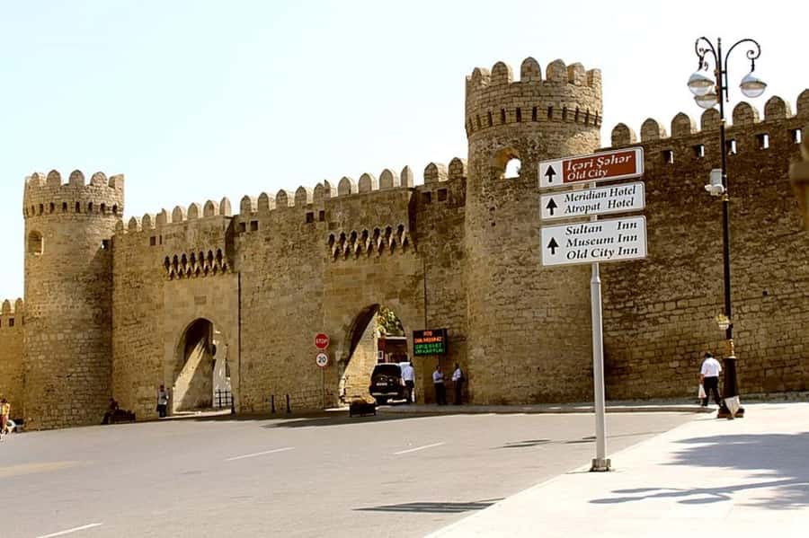 Baku: The Best 5 Sightseeing Spots Gobustan + Old City Tour - Mud volcanoes require an off-road ride