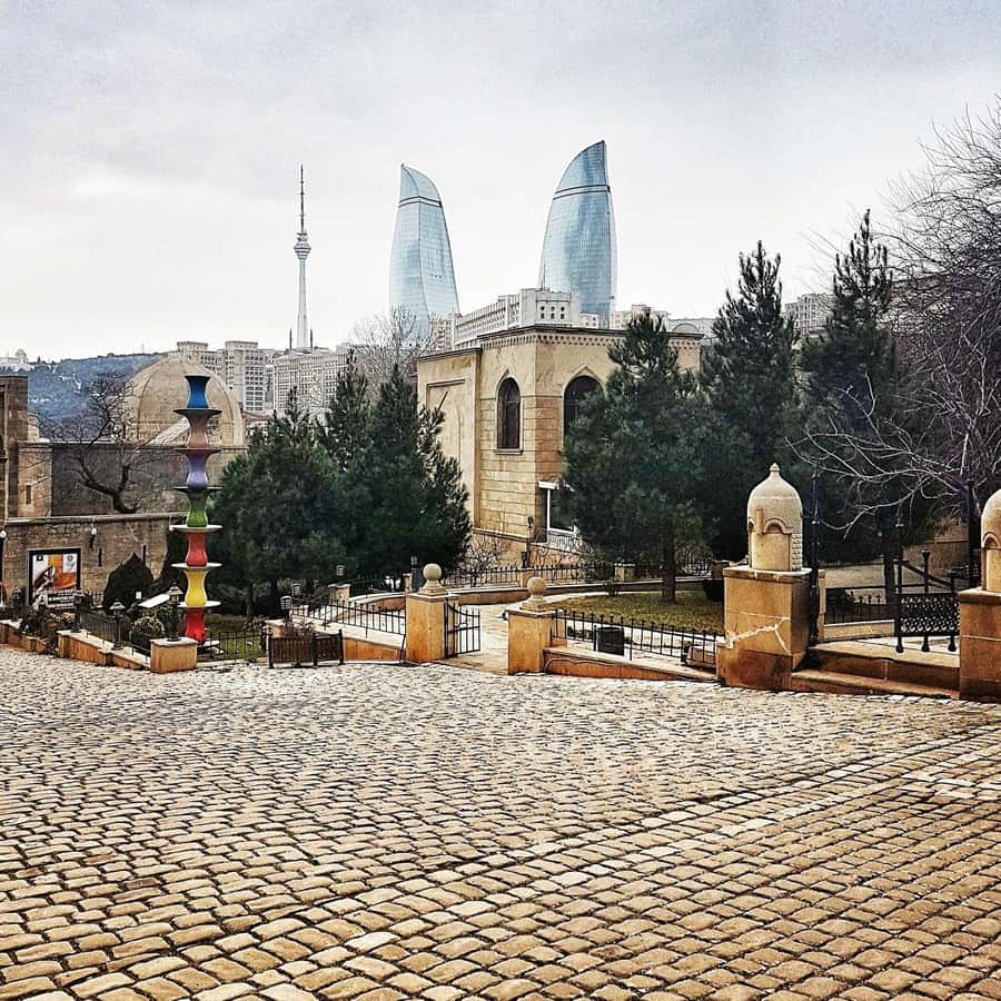 Baku: The Best 5 Sightseeing Spots Gobustan + Old City Tour - The Old City walk gives Baku a proper finish