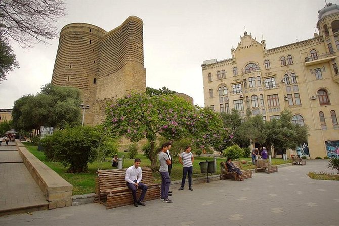 BAKU WALKING tour with the best STREET FOOD and DRINK tasting - Who will get the most from this experience