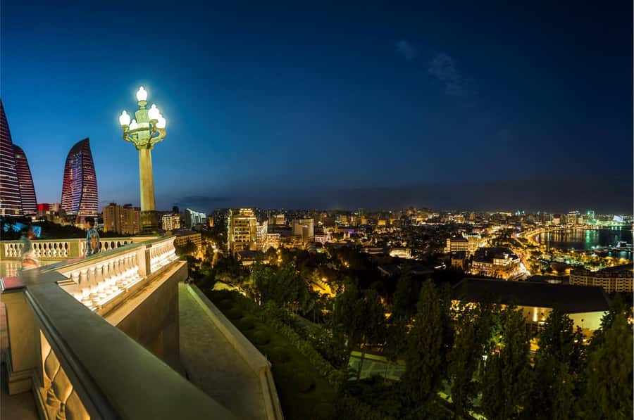 Become a Baku resident in a day - Carpet Museum, Philharmonia Garden, and the waterfront
