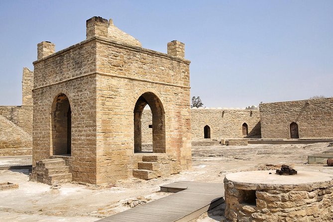 BEST Gobustan, Volcanoes & Absheron Fire Tour (Group or Private) - Ateshgah shows Azerbaijan’s fire-worshipping past